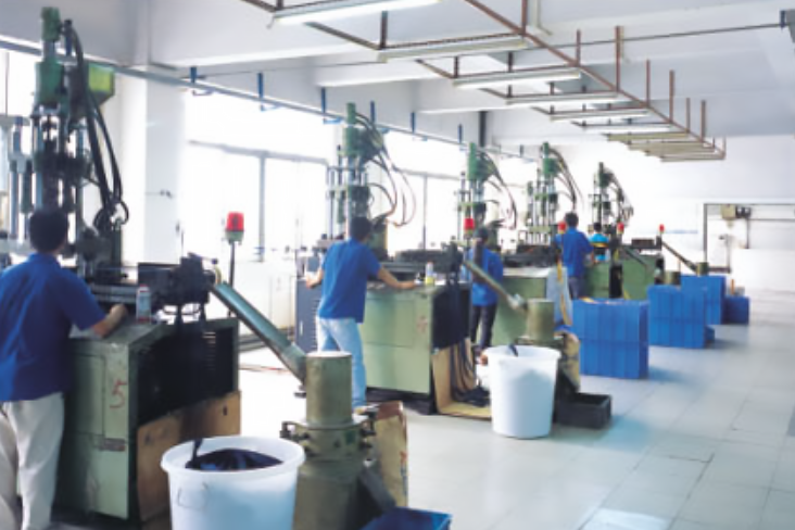 Khu sản xuất dây khóa kéo nhựa